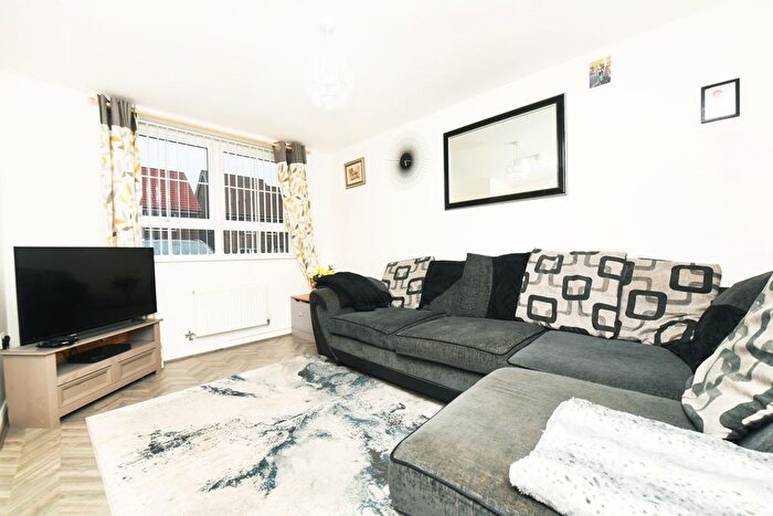 2 Bedroom Semi-Detached House For Sale In Hereford Way, Boroughbridge, York, YO51