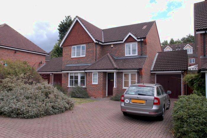 4 Bedroom Detached House To Rent In Holly Gardens, Chattenden Court, Penenden Heath, Maidstone, ME14