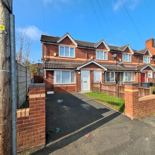 3 Bedroom Semi-Detached House To Rent In Woolfall Crescent, Liverpool, L36