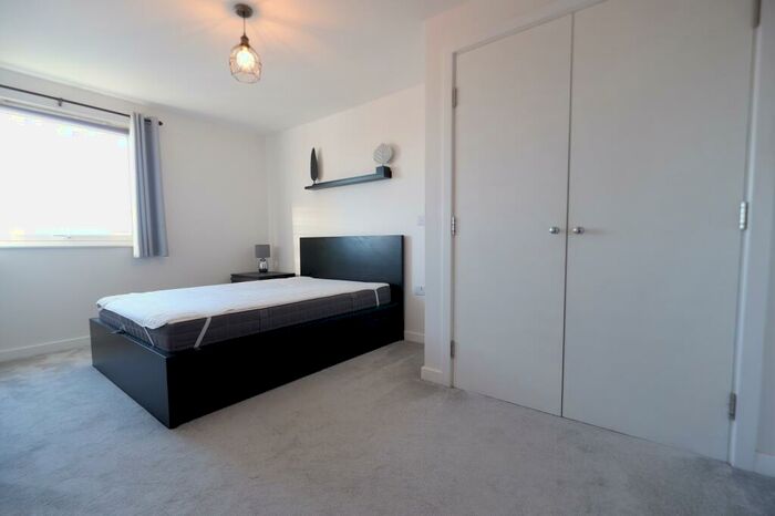 2 Bedroom Flat To Rent In Roma, Victoria Wharf, Watkiss Way, Cardiff, City Of Cardiff., CF11
