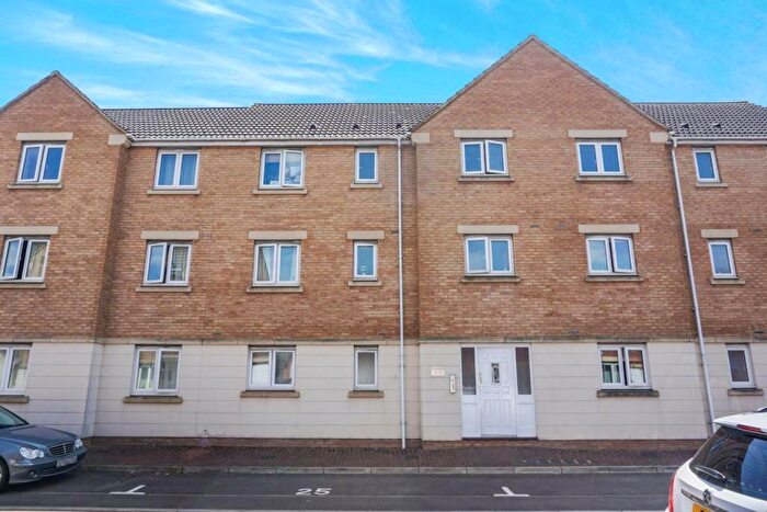 2 Bedroom Apartment To Rent In Macfarlane Chase, Weston-super-Mare, BS23