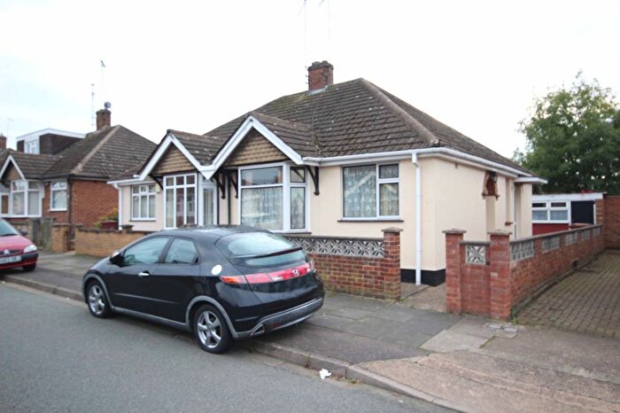 2 Bedroom Semi-Detached Bungalow To Rent In Yelvertoft Road, Northampton, Northamptonshire., NN2