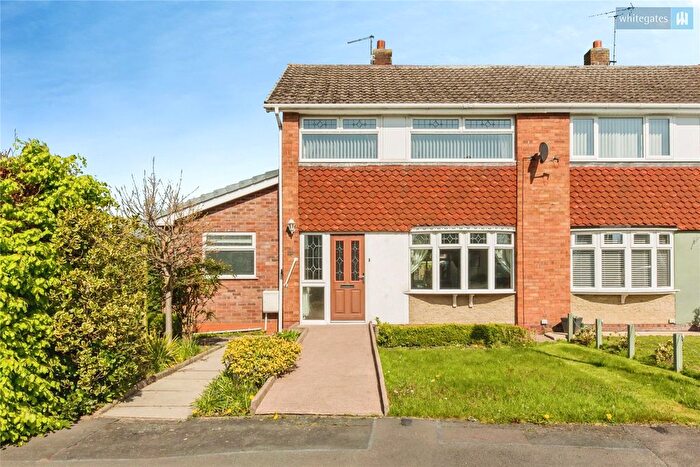 3 Bedroom Semi Detached House For Sale In Drury Close, Crewe, Cheshire, CW1