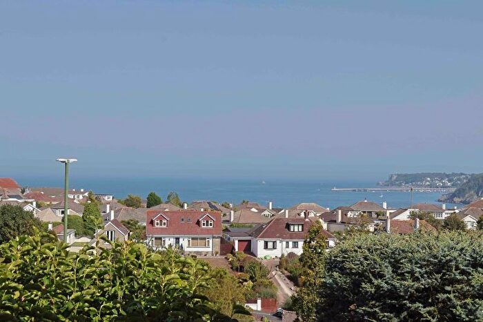 2 Bedroom Flat For Sale In Silver Bridge Close, Paignton, TQ4