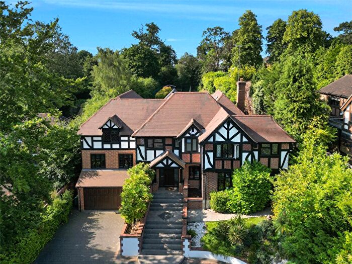 6 Bedroom Detached House For Sale In Chislehurst Road, Chislehurst, BR7