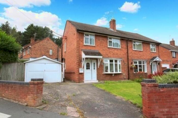 3 Bedroom Semi-Detached House To Rent In Manor Gardens, Dawley, Telford, Shropshire, TF4