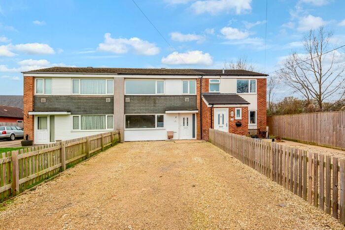 2 Bedroom Terraced House To Rent In London Road, Bicester OX26