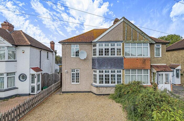 4 Bedroom Semi Detached House For Sale In Mornington Avenue, Bromley, Kent, BR1