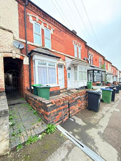 2 Bedroom Terraced House For Sale In Dibble Road, Smethwick, West Midlands, B67