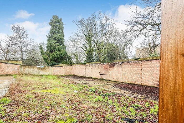 Property For Sale In Berkeley Gardens, London, N21