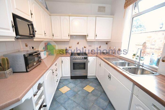 6 Bedroom Terraced House To Rent In Lorne Road, Leicester, LE2