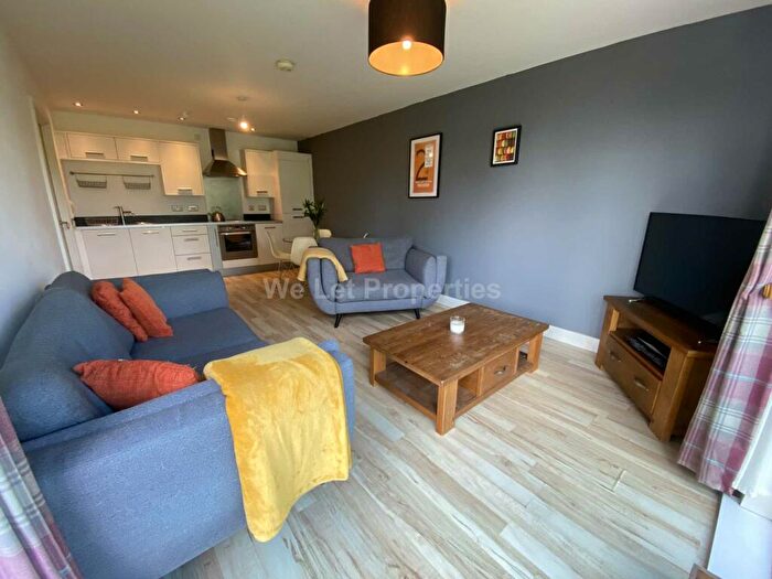 2 Bedroom Apartment To Rent In Vie Building, Water Street, M3