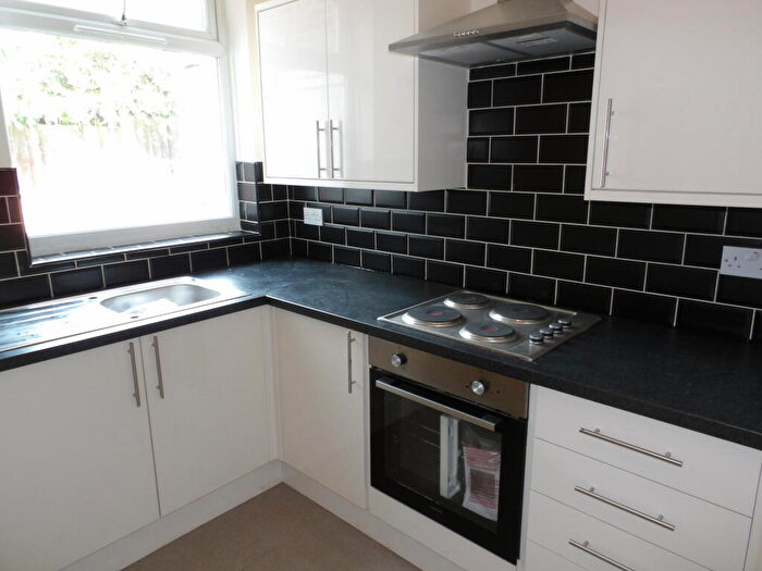 3 Bedroom House To Rent In Hartley Road, Nottingham, NG7