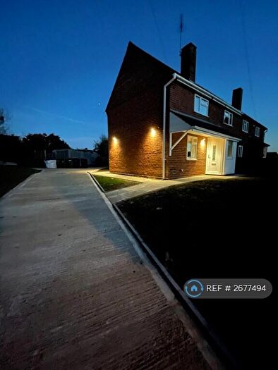 3 Bedroom Semi-Detached House To Rent In Bush Heath Lane, Leamington Spa, CV33