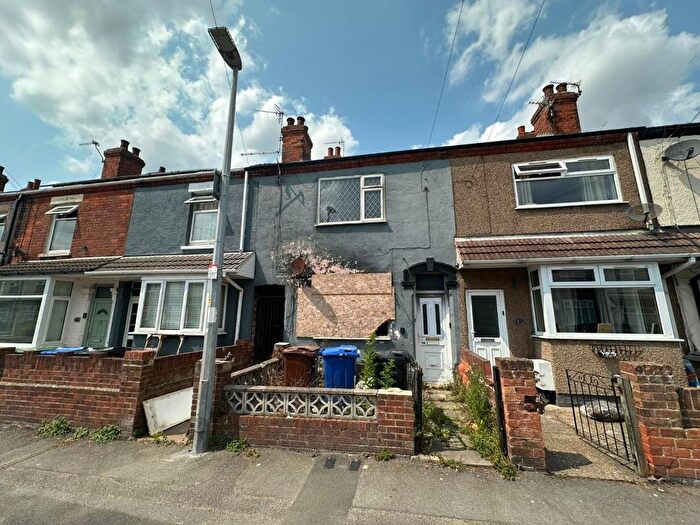 Terraced House For Sale In Neville Street, Cleethorpes, South Humberside, DN35