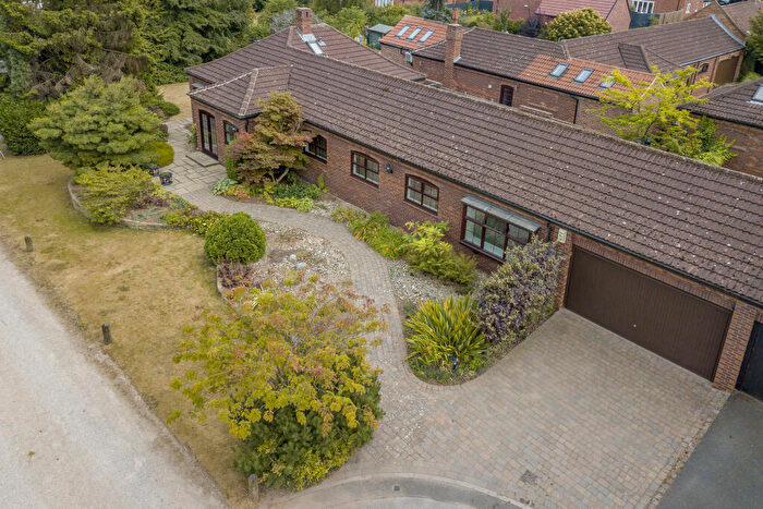 3 Bedroom Link Detached House To Rent In Hill Farm Court, Edwalton, Nottingham, NG12