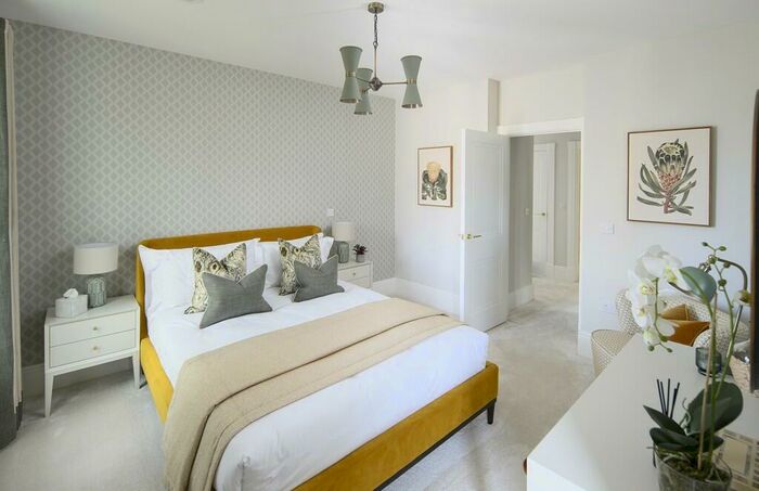 5 Bedroom Town House For Sale In Royal Terrace, Knights Quarter, Winchester, SO22