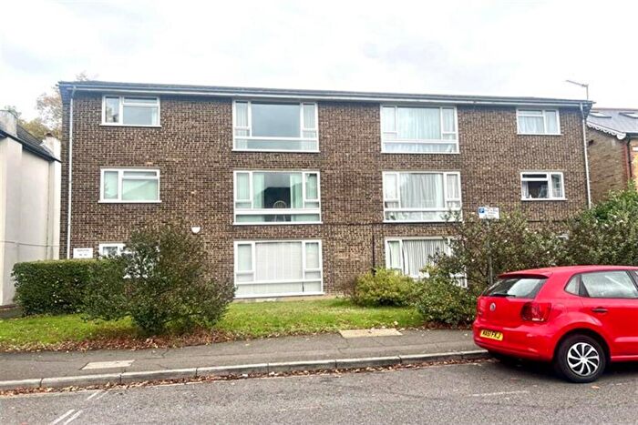 2 Bedroom Flat To Rent In Granville Road, DA14