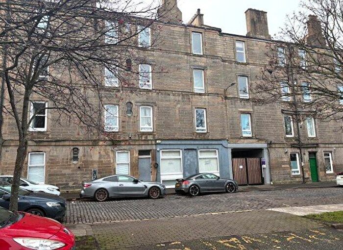 1 Bedroom Flat For Sale In Thorntree Street, Edinburgh, Midlothian, EH6
