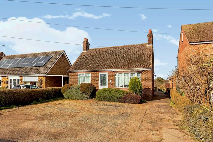 2 Bedroom Detached Bungalow For Sale In Kings Delph, Whittlesey, Peterborough, PE7