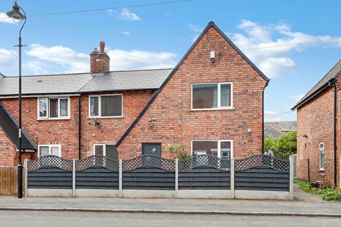 3 Bedroom Semi-Detached House For Sale In Mundella Road, Nottingham, NG2