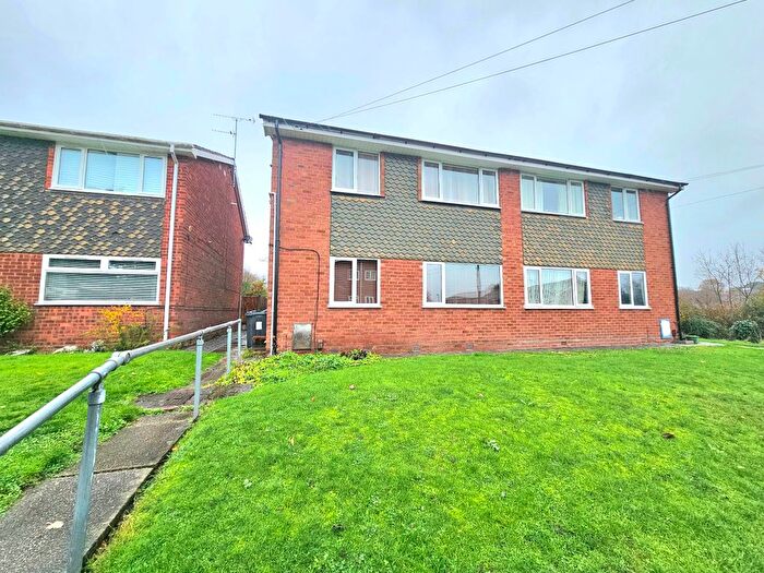 2 Bedroom Maisonette For Sale In Grayshott Close, Birmingham, B23
