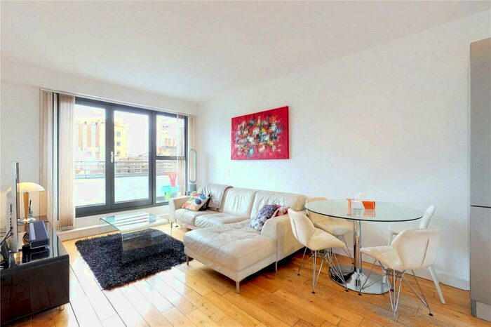 2 Bedroom Apartment To Rent In Davenant Street, Whitechapel, London, E1