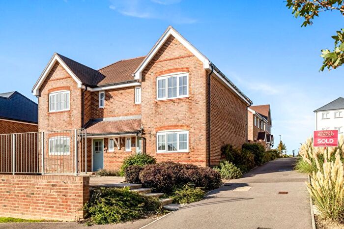 3 Bedroom Semi-Detached House For Sale In Catsfield, Billingshurst, RH14