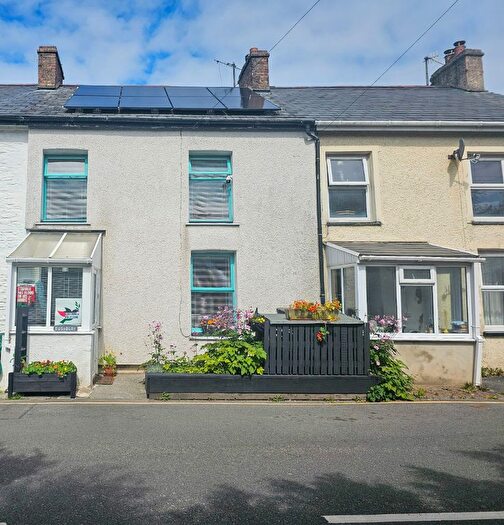 3 Bedroom Terraced House For Sale In Glanwern, Borth, SY24