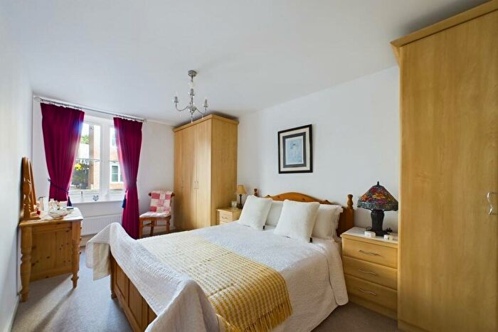 2 Bedroom Apartment For Sale In Shippam Street, Chichester, PO19