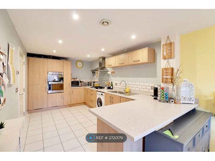 4 Bedroom Terraced House To Rent In Wilks Road, Grantham, NG31