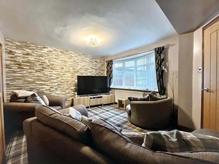 3 Bedroom Terraced House For Sale In St. Davids Way, Jarrow, NE32