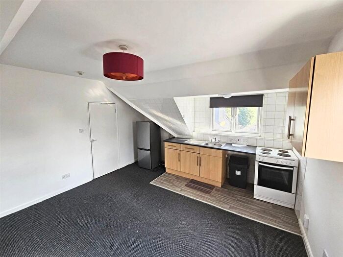 1 Bedroom Flat To Rent In St Marks Rise, London, E8