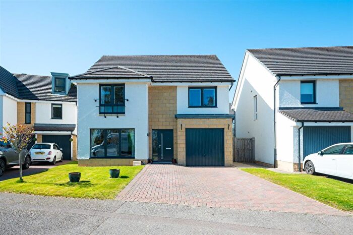 4 Bedroom Property For Sale In Bowmore View, Inverness, IV3