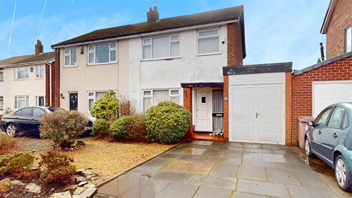 3 Bedroom Semi-Detached House For Sale In Stanley Avenue, Rainford, St Helens, WA11