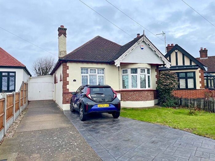 2 Bedroom Detached Bungalow For Sale In Blenheim Chase, Leigh-On-Sea, Essex, SS9