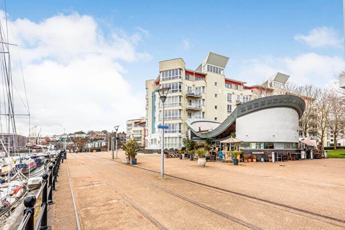 1 Bedroom Flat To Rent In The Crescent, Hannover Quay, BS1