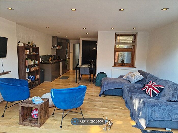 2 Bedroom Flat To Rent In Kellett Rd, London, SW2