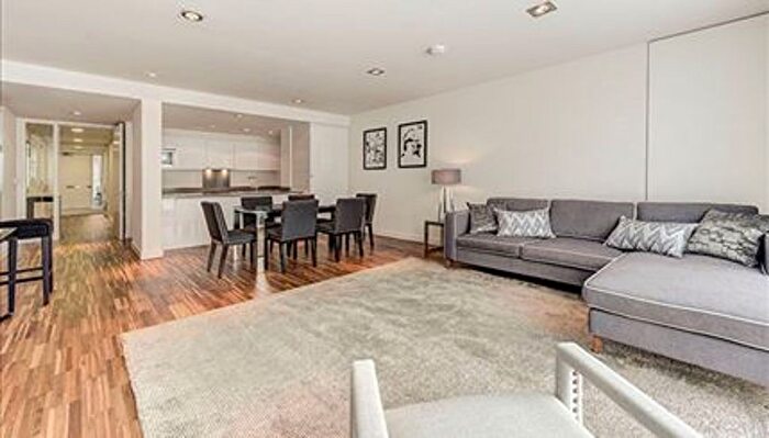 2 Bedroom Flat To Rent In Fulham Road, Kensington Amp; Chelsea London, SW3