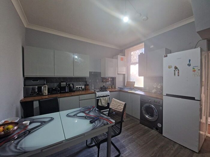 3 Bedroom Terraced House To Rent In Tweedmouth Road, London, E13
