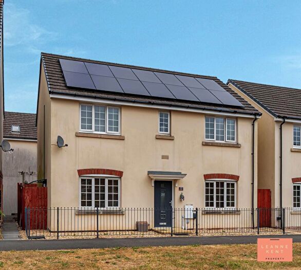 4 Bedroom Detached House For Sale In Mill View, Caerphilly, CF83
