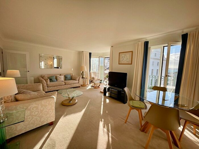 2 Bedroom Flat For Sale In The Vinery, Montpellier Road, Torquay, TQ1