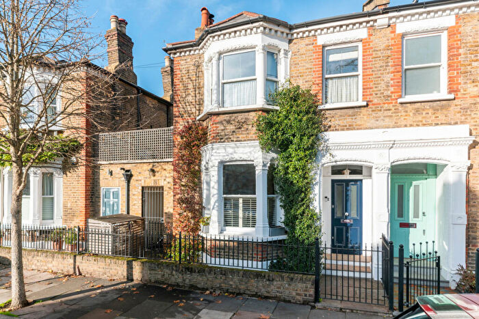 4 Bedroom Terraced House For Sale In Orbel Street, London, SW11