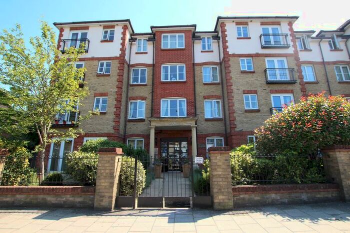 1 Bedroom Apartment To Rent In Pegasus Court, Kenton, HA3