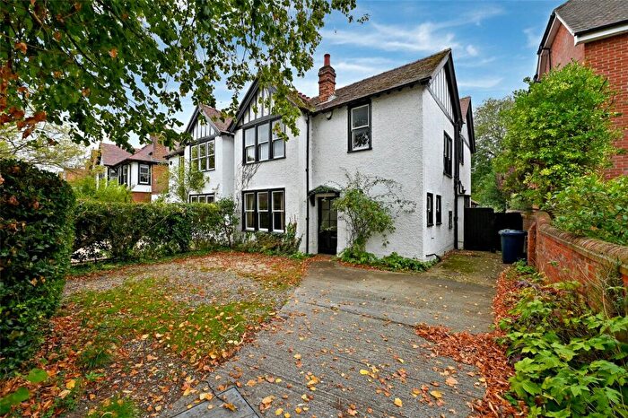5 Bedroom Semi-Detached House For Sale In Woodstock Road, Oxford, Oxfordshire, OX2