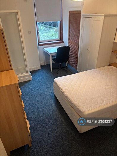 3 Bedroom Flat To Rent In Sandyford Place, Glasgow, G3