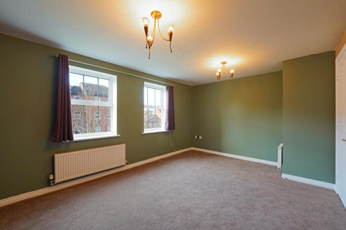 2 Bedroom Apartment For Sale In Wenlock Drive, West Bridgford, Nottingham, Nottinghamshire, NG2