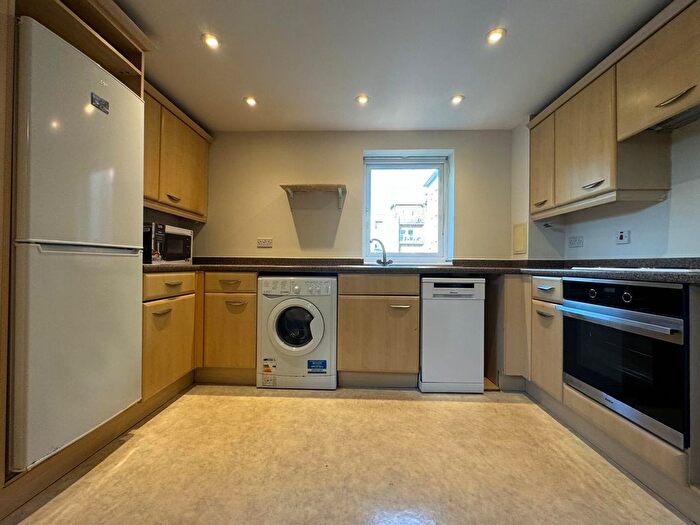 2 Bedroom Flat To Rent In Wellspring Crescent, Wembley, HA9
