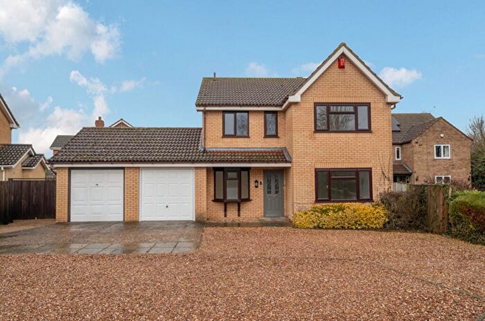 4 Bedroom Detached House For Sale In Ermine Street, Ancaster, NG32
