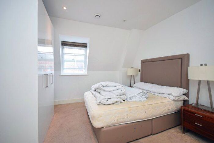 2 Bedroom Flat To Rent In Clifford Street, York, YO1